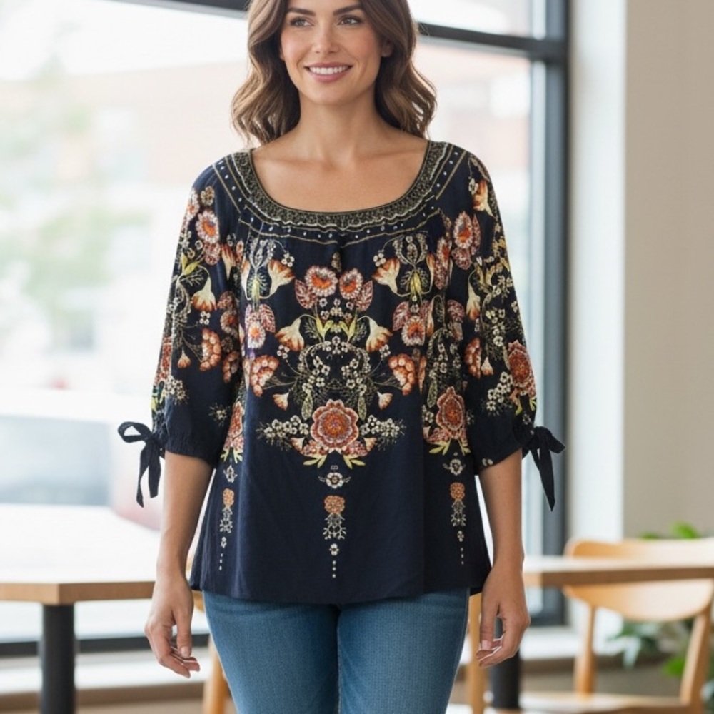 Naif Bohemian‎ Blouse Women Floral Top Navy Blue